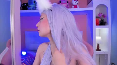 Lunna online show from September 29, 2025, 11:04 am