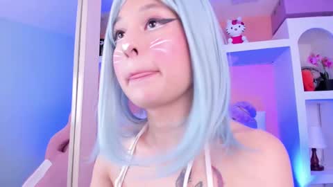 Lunna online show from October 3, 2025, 11:07 am