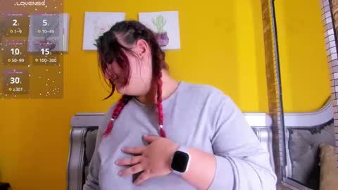 miss__star_ online show from September 12, 2025, 4:29 pm