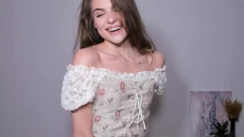 Snapshot of miss_algel chatting on October 30, 2025, 10:16 am Katrin online show from October 30, 2025, 10:16 am