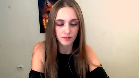Snapshot of miss_angelina_ chatting on October 15, 2025, 6:02 am Angelina online show from October 15, 2025, 6:02 am