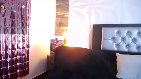 Snapshot of miss_antonellaa_ chatting on January 24, 2025, 5:11 pm Antonella online show from January 24, 2025, 5:11 pm