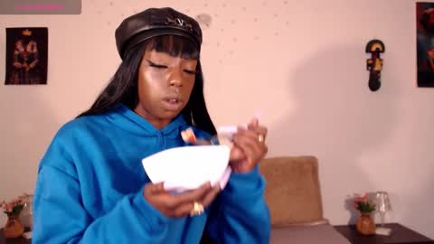 Aria Diaz online show from October 10, 2025, 12:15 pm