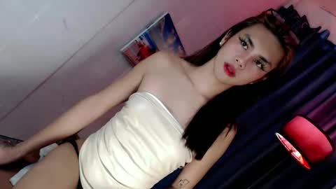 miss_bella69 online show from October 1, 2025, 1:00 am
