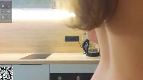 Sandy online show from October 14, 2025, 12:33 am