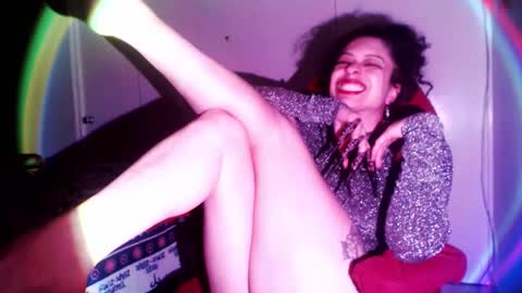 Snapshot of miss_carmila chatting on October 28, 2025, 11:18 pm Miss Carmila online show from October 28, 2025, 11:18 pm