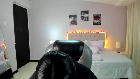 Snapshot of miss_cataleya__ chatting on April 22, 2026, 11:34 am Cataleya online show from April 22, 2026, 11:34 am