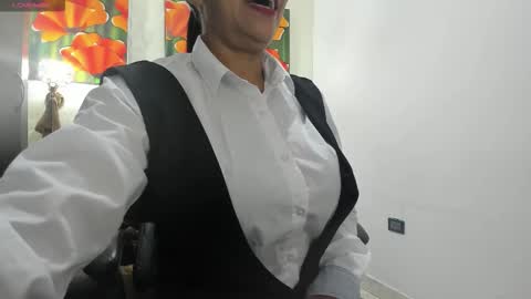 Snapshot of miss_clarepocahose chatting on January 16, 2026, 12:58 am Clare PocaHose online show from January 16, 2026, 12:58 am