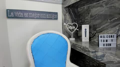 Danika online show from January 17, 2026, 11:04 am