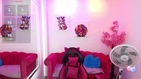 Melanie online show from September 11, 2025, 12:27 pm