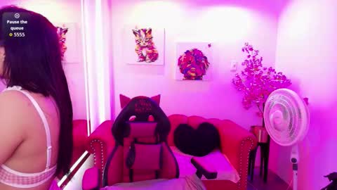 Melanie online show from March 16, 2026, 12:20 pm