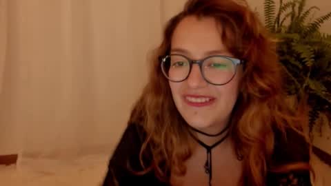 Ema online show from November 8, 2025, 3:39 am