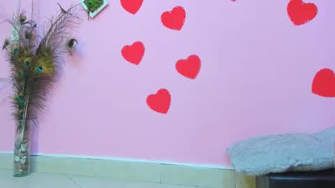 Snapshot of miss_flora chatting on February 16, 2025, 11:05 pm Monica Patricia online show from February 16, 2025, 11:05 pm