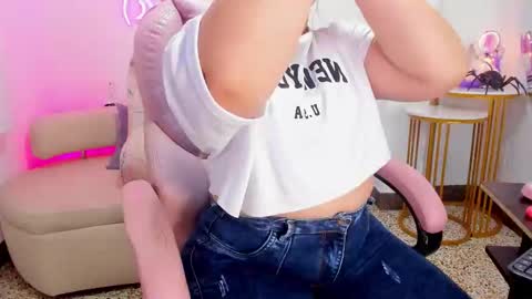 Francheska online show from October 18, 2025, 11:33 am