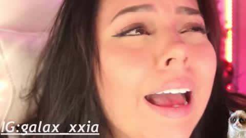  Elisabeth  IG galax xxia       online show from December 20, 2025, 1:02 am