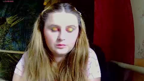 Snapshot of miss_iriss chatting on July 9, 2026, 12:09 pm Miss Iriss online show from July 9, 2026, 12:09 pm