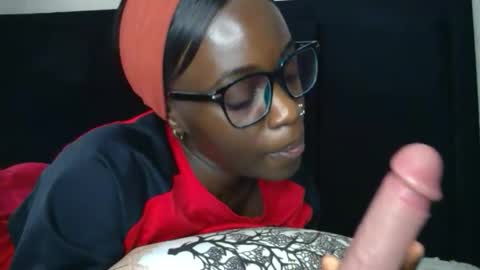 Snapshot of miss_jamilla255 chatting on February 9, 2026, 6:28 am SensuElle WHAT I DONT SHOW HERE... YOULL ONLY SEE IN PRIVATE online show from February 9, 2026, 6:28 am