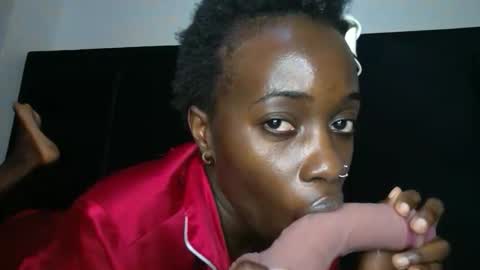 Snapshot of miss_jamilla255 chatting on February 10, 2026, 9:30 pm SensuElle WHAT I DONT SHOW HERE... YOULL ONLY SEE IN PRIVATE online show from February 10, 2026, 9:30 pm