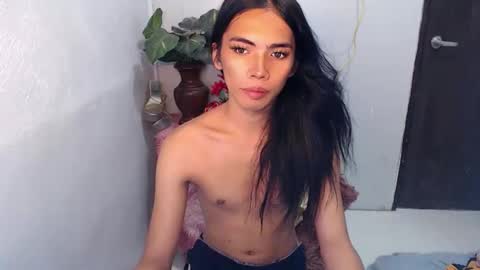 Snapshot of miss_juliex chatting on April 1, 2026, 4:57 am julie online show from April 1, 2026, 4:57 am