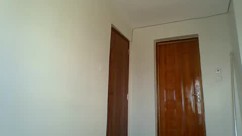 Snapshot of miss_kiki7 chatting on November 8, 2025, 1:00 pm kiki online show from November 8, 2025, 1:00 pm