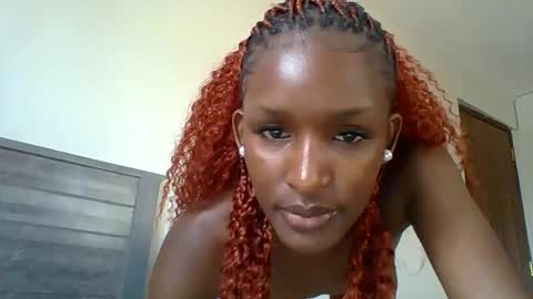 kiki online show from November 10, 2025, 12:48 pm