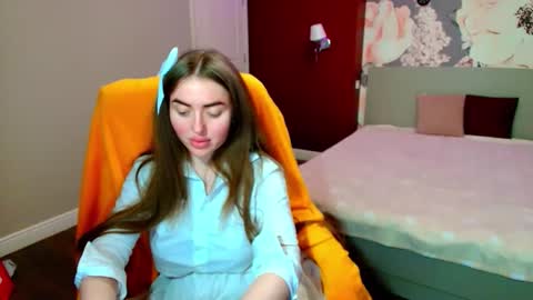 miss_kiten online show from April 9, 2026, 7:08 pm