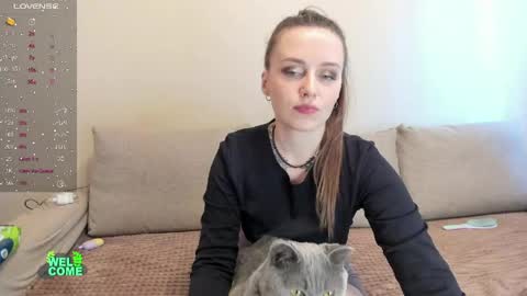 Kitty online show from April 12, 2026, 2:49 am