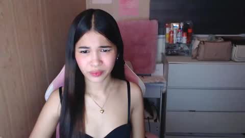 Snapshot of miss_lei18 chatting on March 7, 2025, 2:25 am leii online show from March 7, 2025, 2:25 am