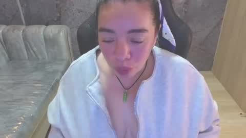 Snapshot of miss_lesly_cn chatting on July 6, 2026, 3:03 pm miss_lesly_cn online show from July 6, 2026, 3:03 pm