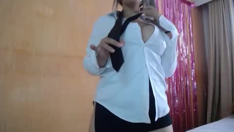 lilieth  online show from March 8, 2026, 4:00 pm