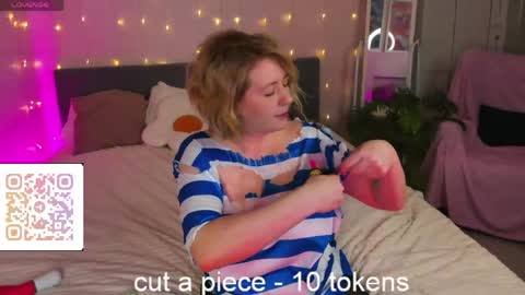 Snapshot of miss_lisaa chatting on May 22, 2026, 2:30 am miss_lisaa online show from May 22, 2026, 2:30 am