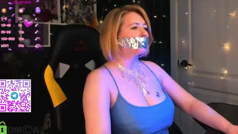Snapshot of miss_lisaa chatting on June 2, 2026, 2:35 am miss_lisaa online show from June 2, 2026, 2:35 am