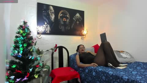 Snapshot of miss_lucero1 chatting on December 27, 2024, 4:36 am lucero online show from December 27, 2024, 4:36 am