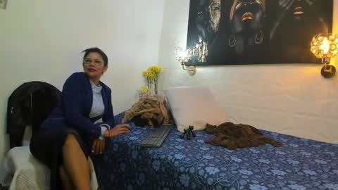 Snapshot of miss_lucero1 chatting on January 31, 2025, 11:13 am lucero online show from January 31, 2025, 11:13 am