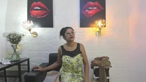 Snapshot of miss_lucero1 chatting on February 27, 2025, 9:36 pm lucero online show from February 27, 2025, 9:36 pm