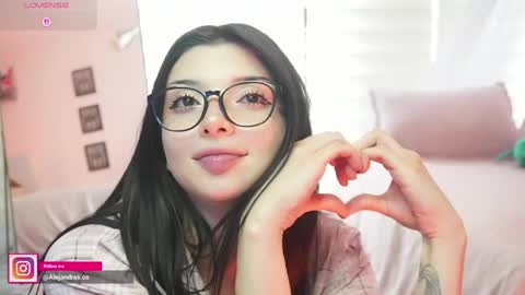 Alejandra online show from April 15, 2026, 7:58 pm