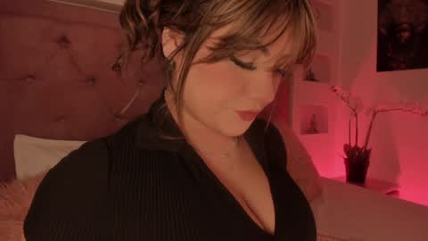 Melissa   online show from December 15, 2024, 1:22 pm