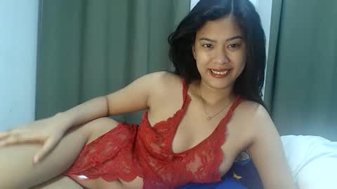 miss_merryjude01 online show from February 8, 2026, 11:08 pm