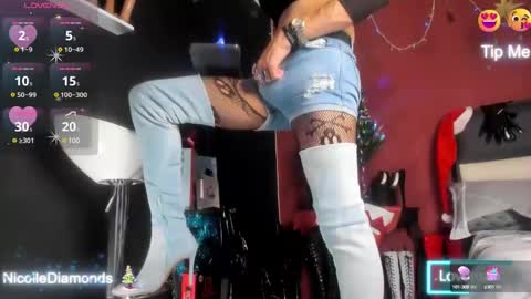 Miss Nicole online show from December 21, 2024, 1:53 pm