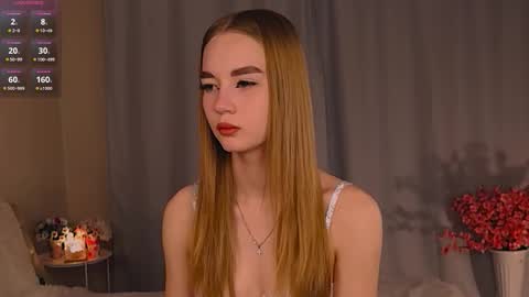 Nicole online show from September 19, 2025, 1:40 am