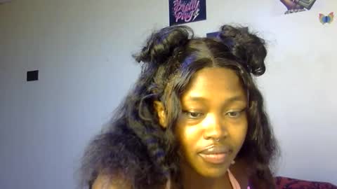 miss_sexyyy online show from October 14, 2025, 9:15 pm