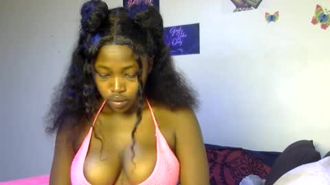 miss_sexyyy online show from October 16, 2025, 1:45 pm