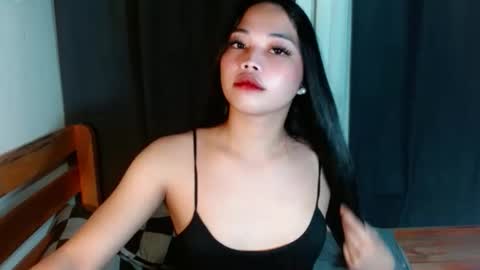 miss_sheimy online show from October 8, 2025, 12:14 pm