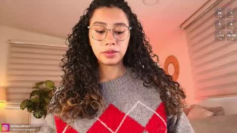 Amy Olivera online show from April 14, 2026, 1:06 pm