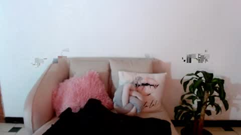 Snapshot of miss_sophiiee chatting on April 10, 2026, 2:06 am Sophie online show from April 10, 2026, 2:06 am