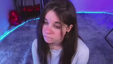 Spider girl Help me reach 10 likes online show from February 21, 2025, 9:34 am