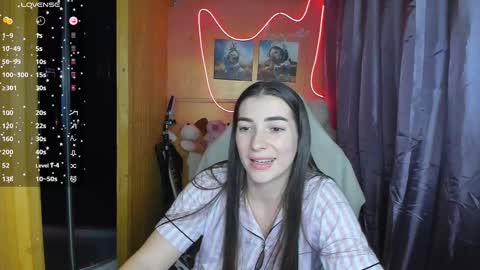 Snapshot of miss_tasy chatting on February 28, 2025, 2:53 pm Melanie January 15th is my birthday there will be an interesting show online show from February 28, 2025, 2:53 pm