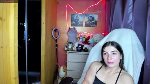 Snapshot of miss_tasy chatting on July 18, 2026, 4:05 am Melanie January 15th is my birthday there will be an interesting show online show from July 18, 2026, 4:05 am