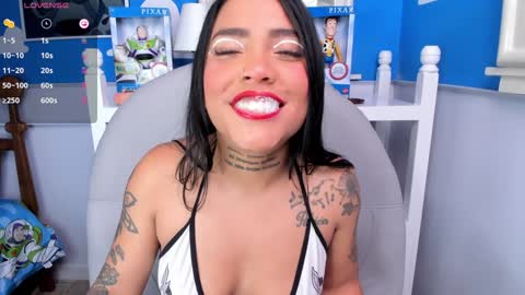 Vaiolette online show from January 15, 2025, 11:43 am