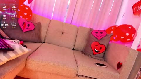 Snapshot of miss_valka chatting on February 18, 2026, 9:55 pm Valka online show from February 18, 2026, 9:55 pm